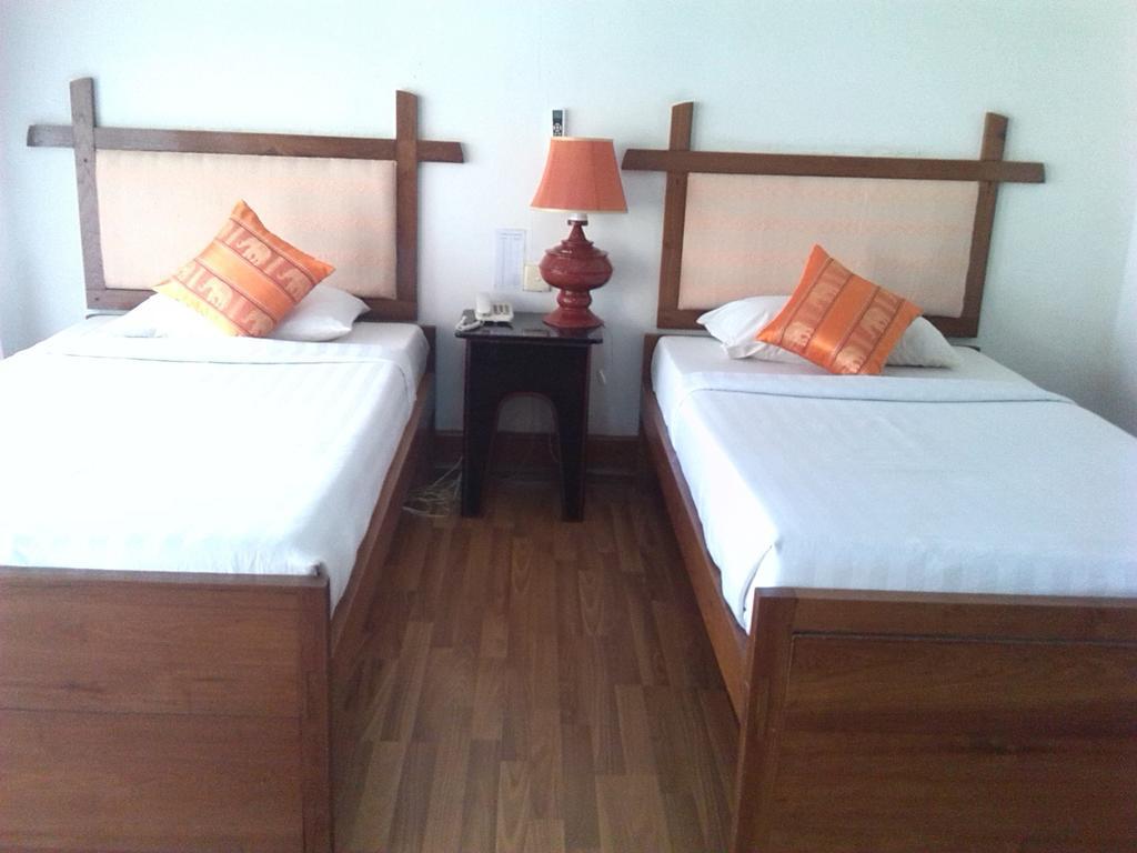 באגאן Lawkanat Hotel מראה חיצוני תמונה
