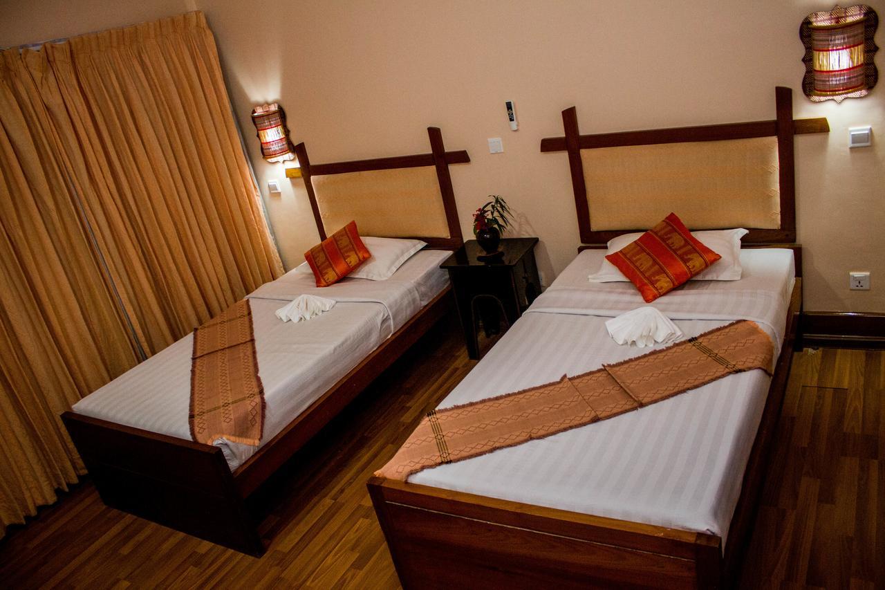 באגאן Lawkanat Hotel מראה חיצוני תמונה