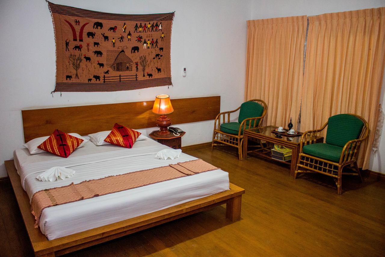 באגאן Lawkanat Hotel מראה חיצוני תמונה